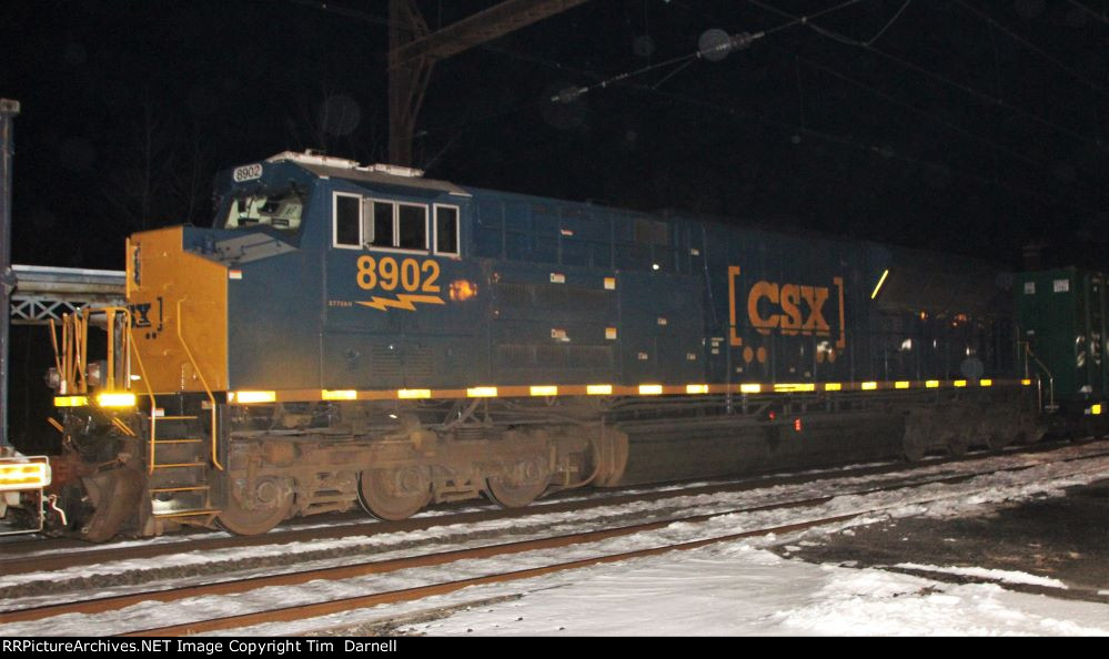 CSX 8902 dpu on Q405